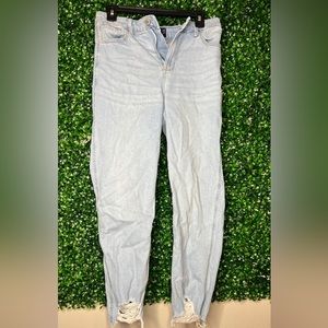 Ultra High-rise Mom jeans Hollister